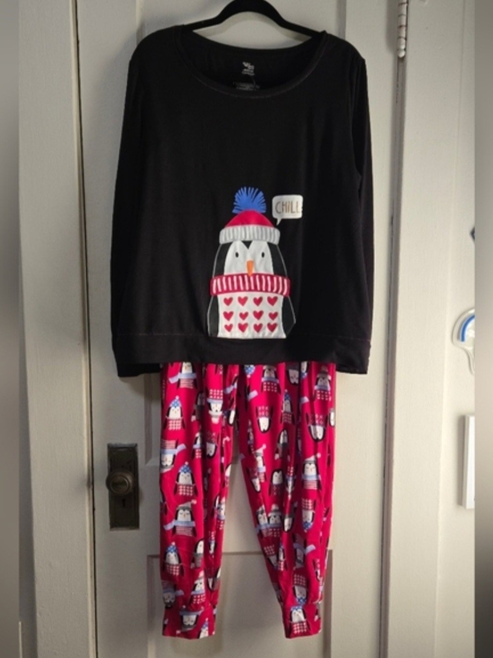 Secret Treasures Womens Penguin Pajama Set - Black & Pink